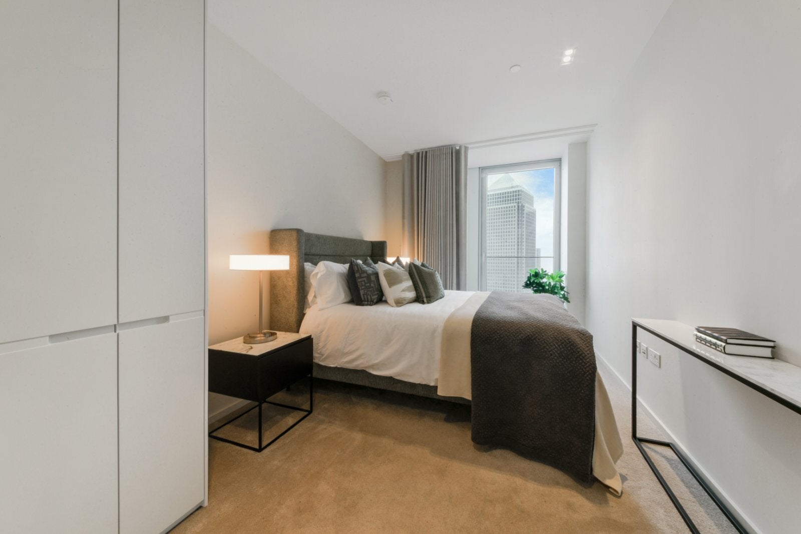 Flat Newfoundland Place in Greater London