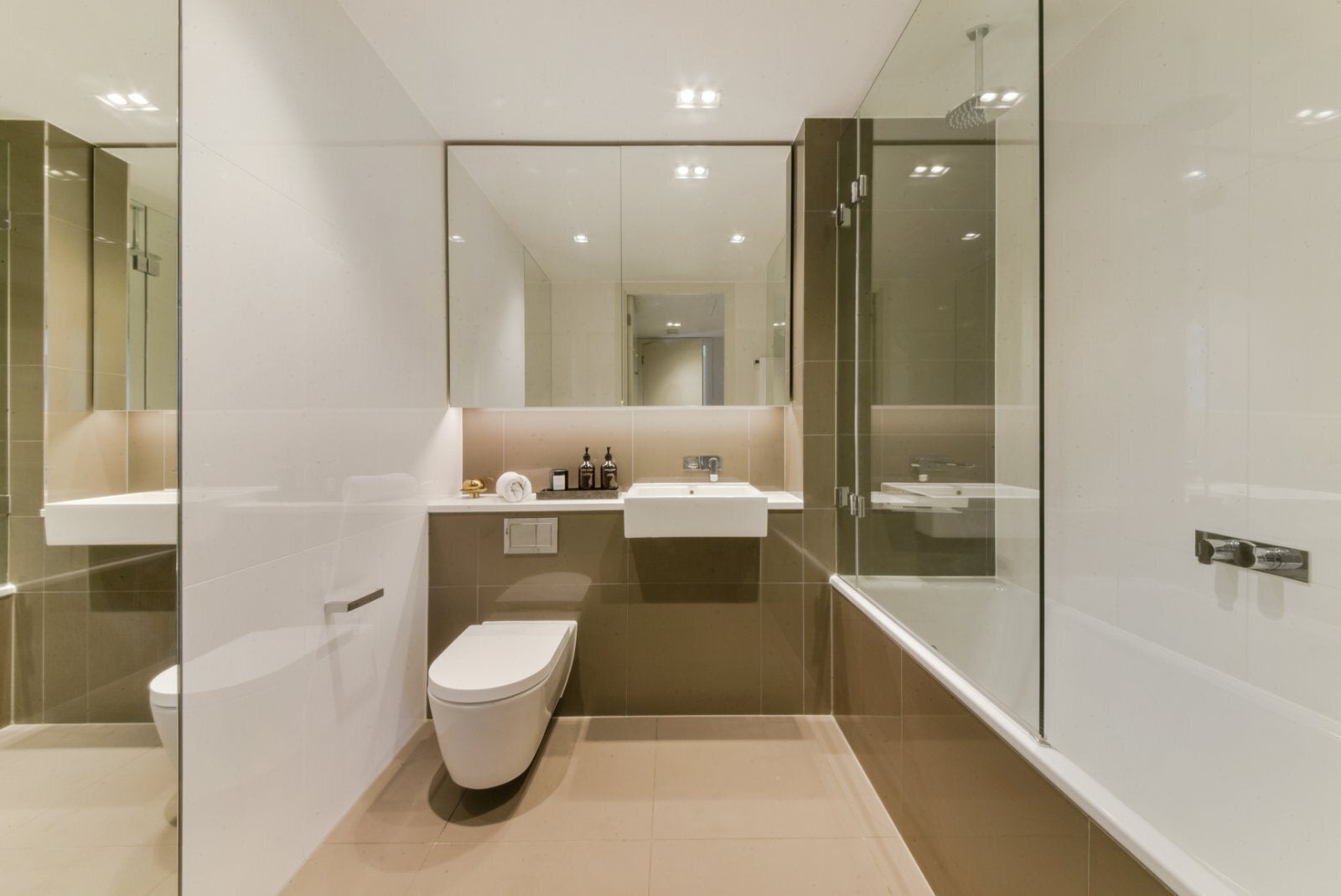 Flat Newfoundland Place in Greater London