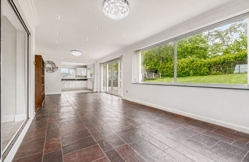 House Grey Crescent in Charnwood