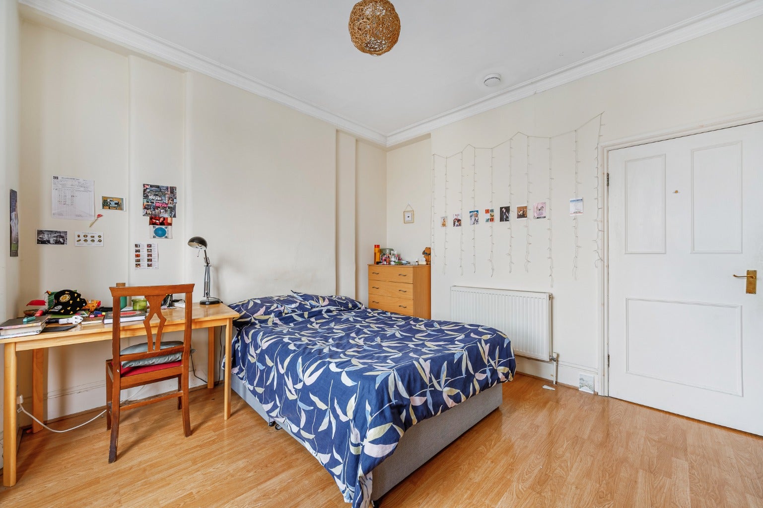 Flat Kingwood Road in Greater London