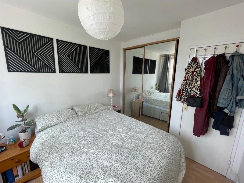 Room St. John Street in Greater London