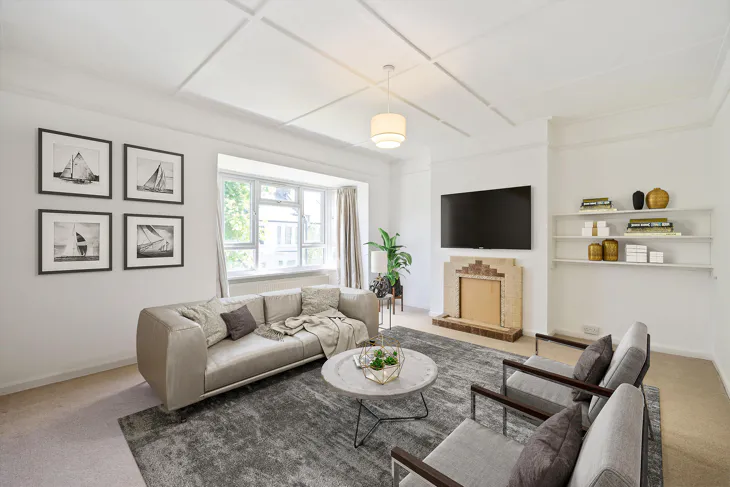 Flat Clarence Road in Greater London