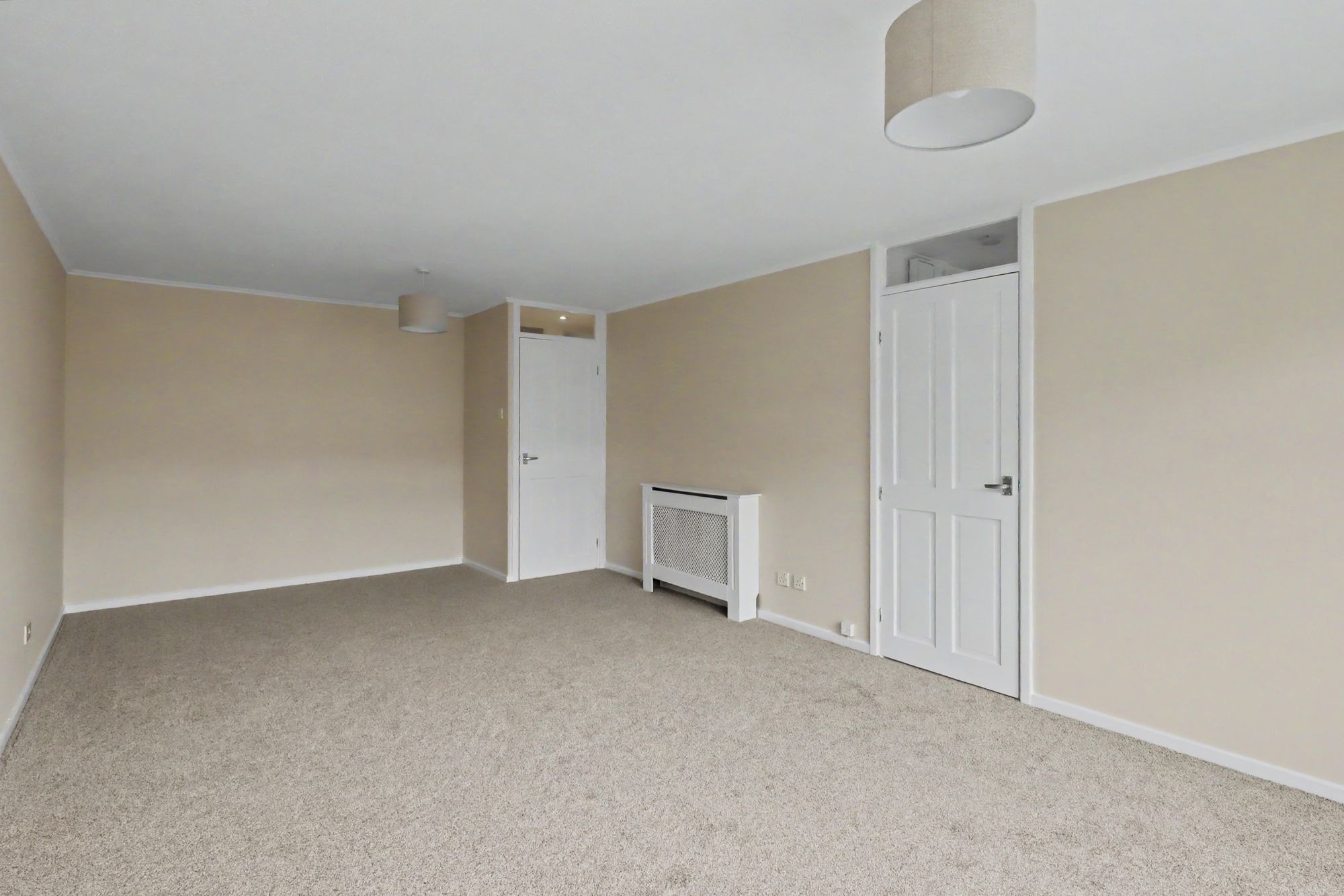 Flat Warner Road in Worthing