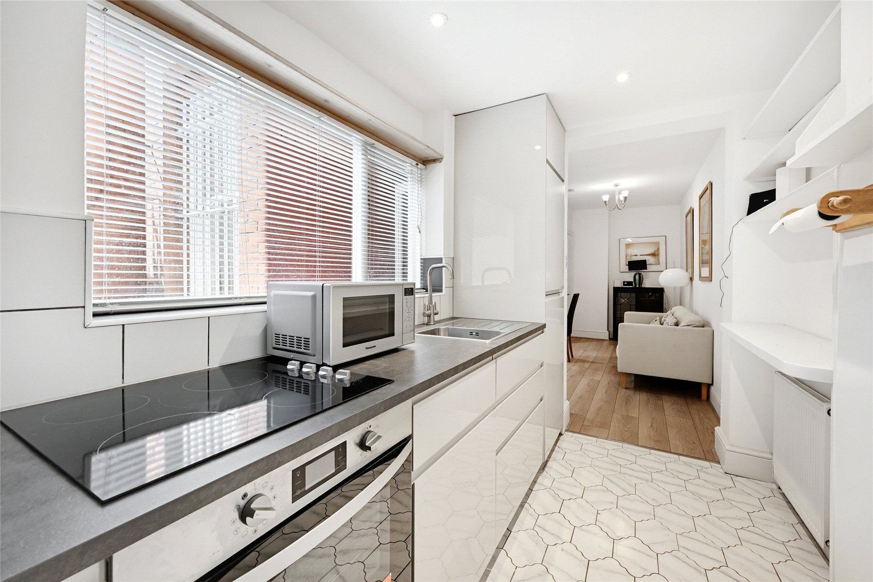 Flat Lower Sloane Street in Greater London