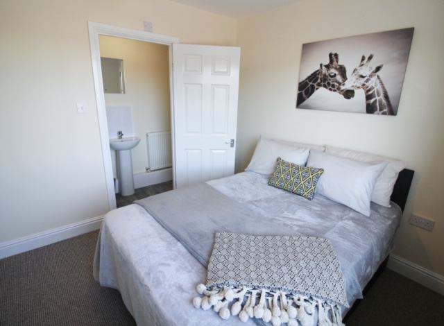 Room Haslam Place in Maltby