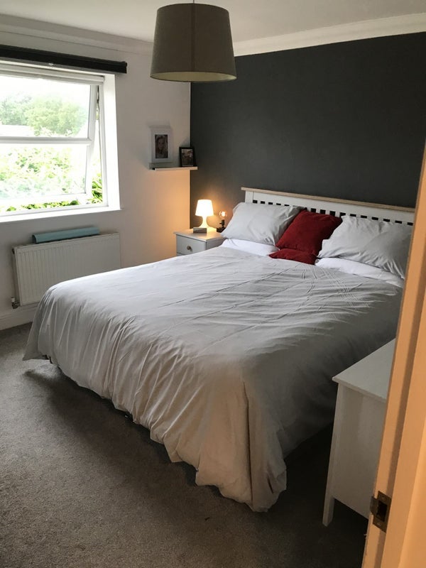 Room Ringwood Road in Poole