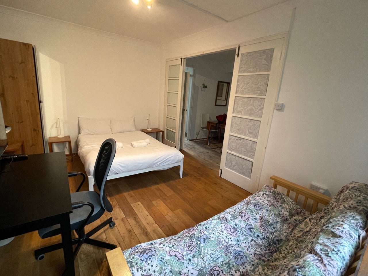 Flat Mackennal Street in City of Westminster