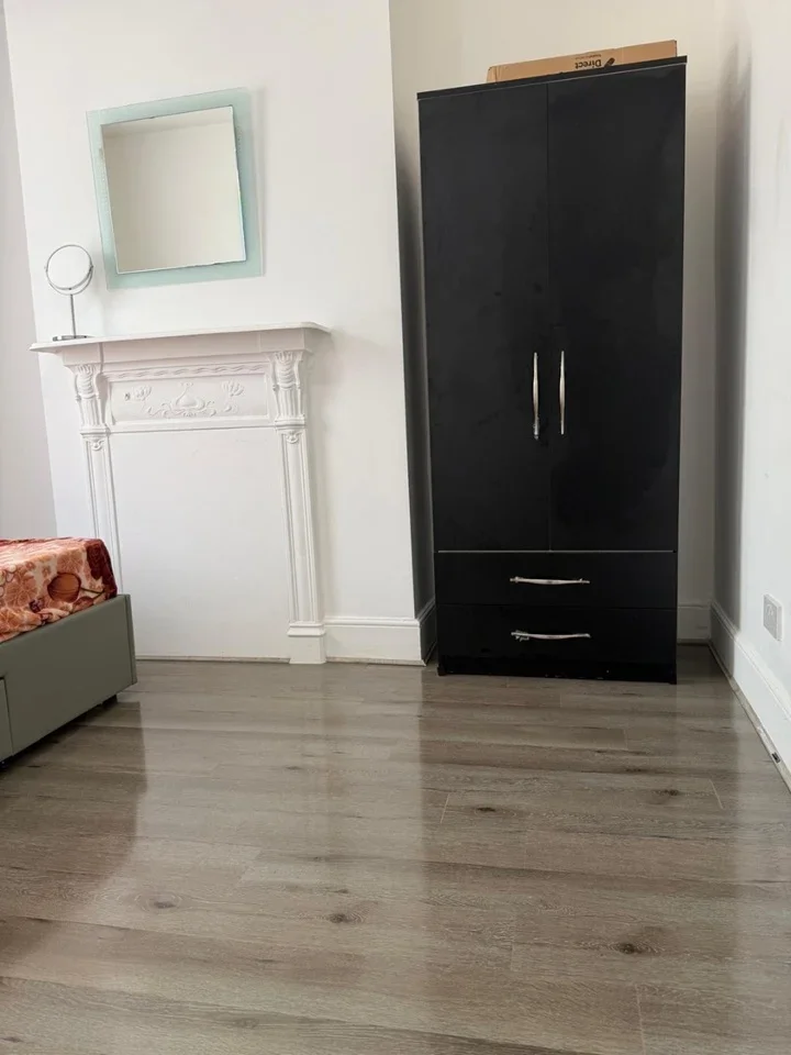 Room Kingsway in Greater London
