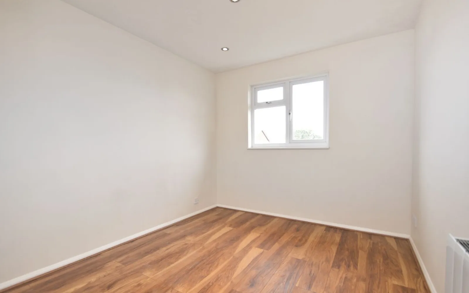 Flat Vanburgh Mews in Elmbridge