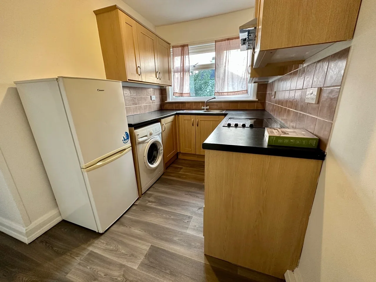 Flat Ridgeway Drive in Greater London