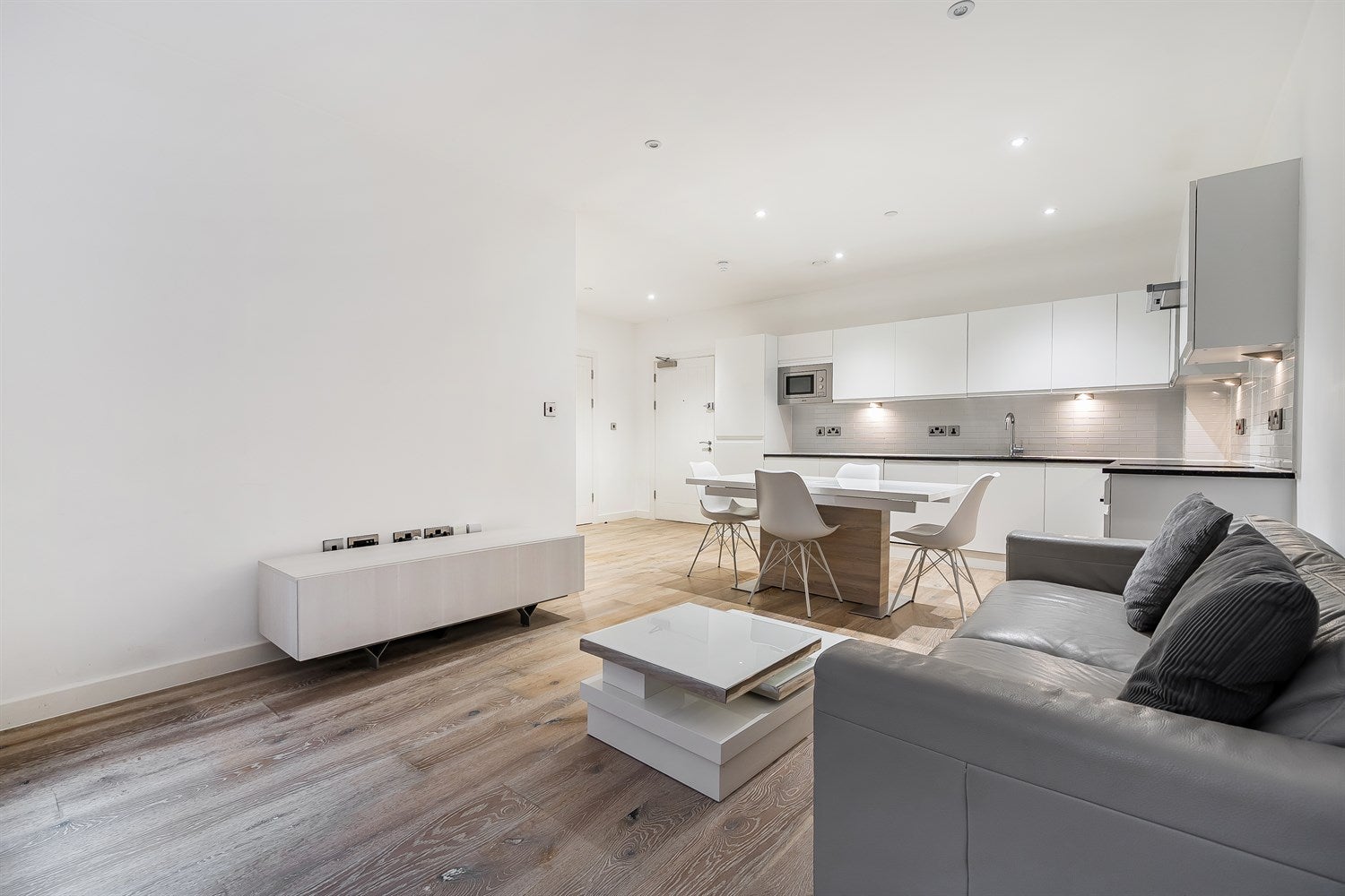 Flat Garrard Street in Reading