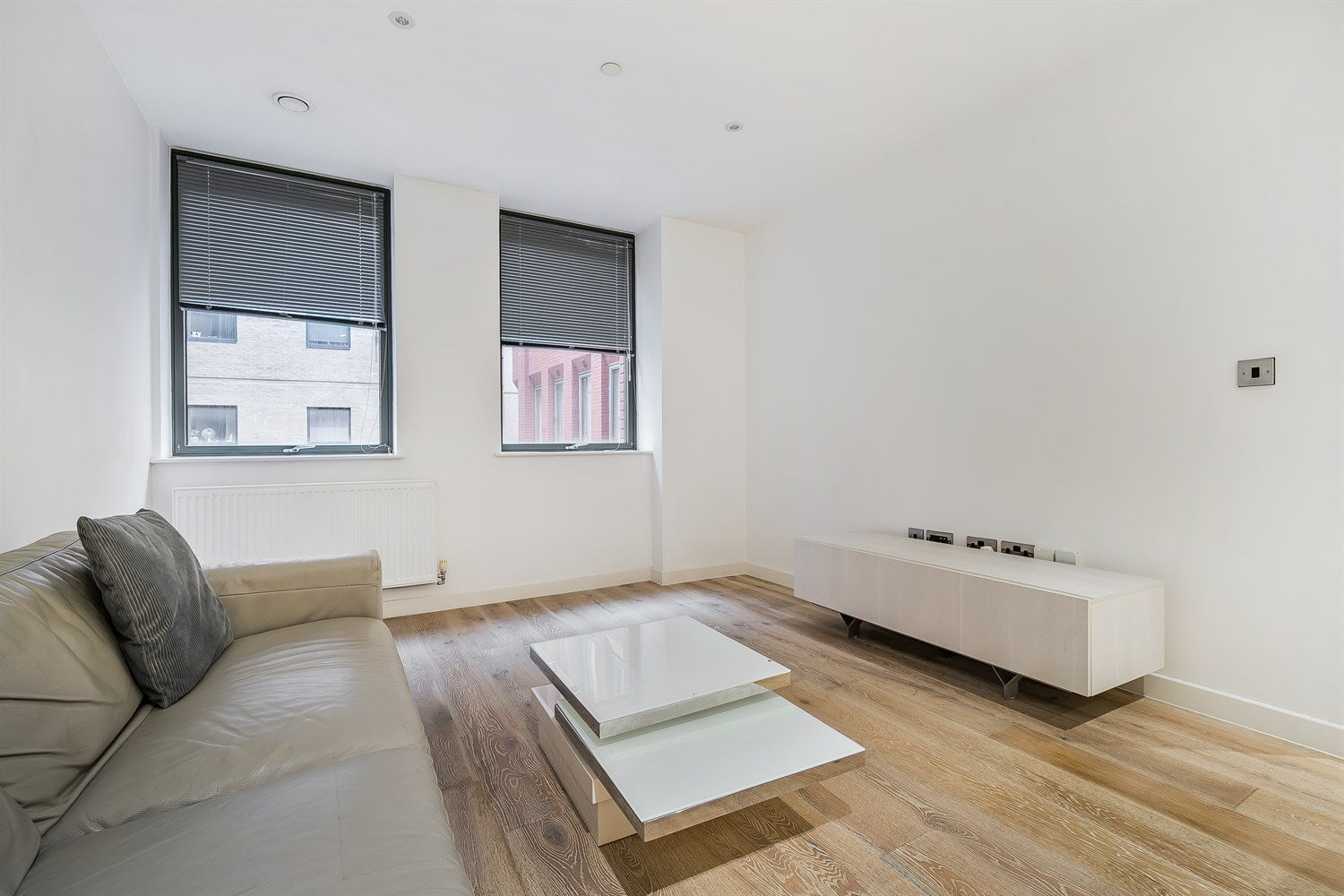 Flat Garrard Street in Reading