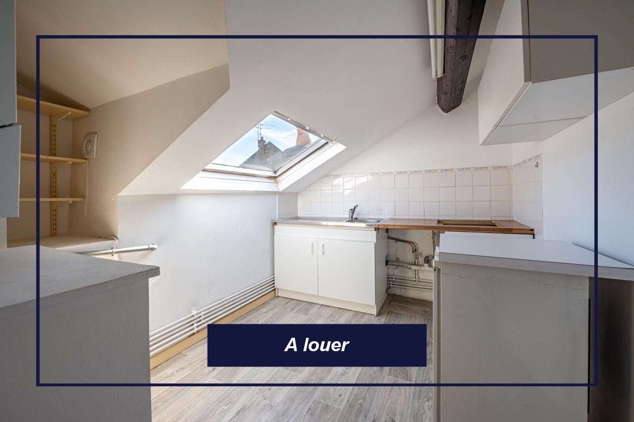 Flat Rue Thurot in Nuits-Saint-Georges