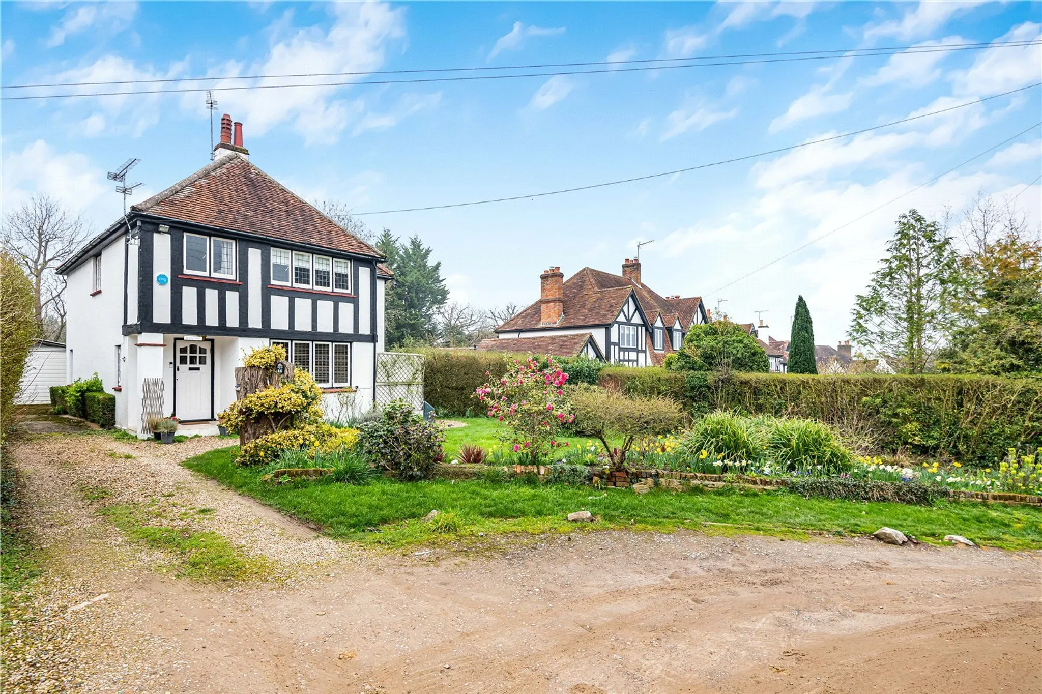 House The Rose Walk in Hertsmere