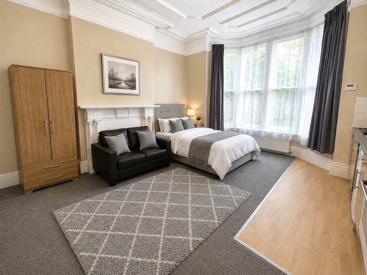 Flat Redland Road in Bristol