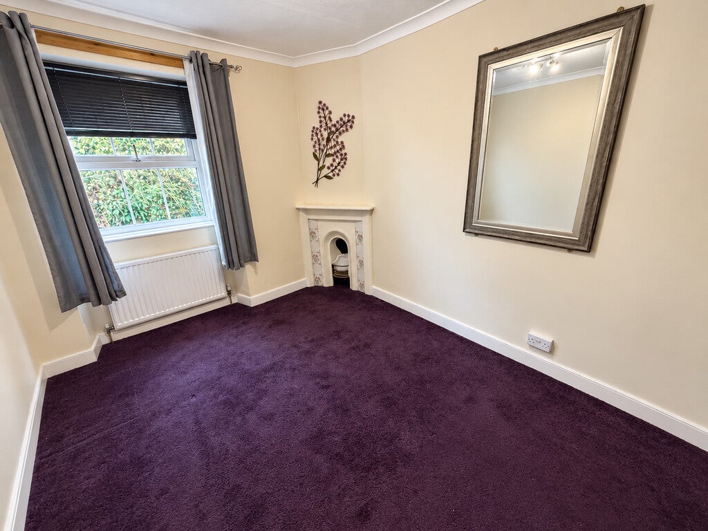 Flat Lower Woodfield Road in Torquay