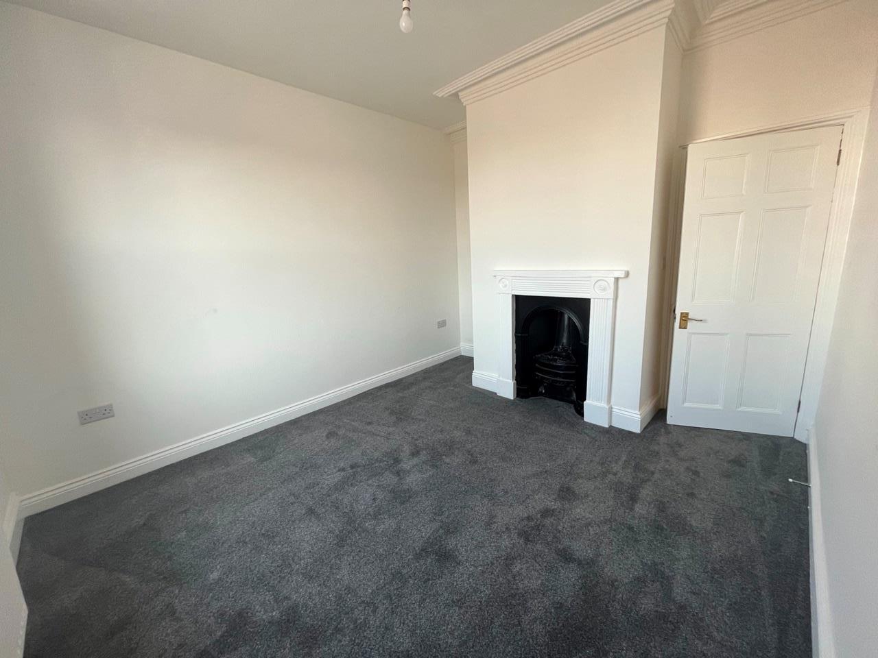 Flat Brunel Way in Stonehouse