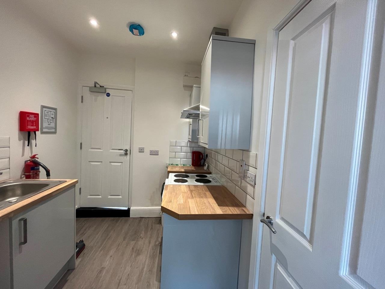 Flat Brunel Way in Stonehouse