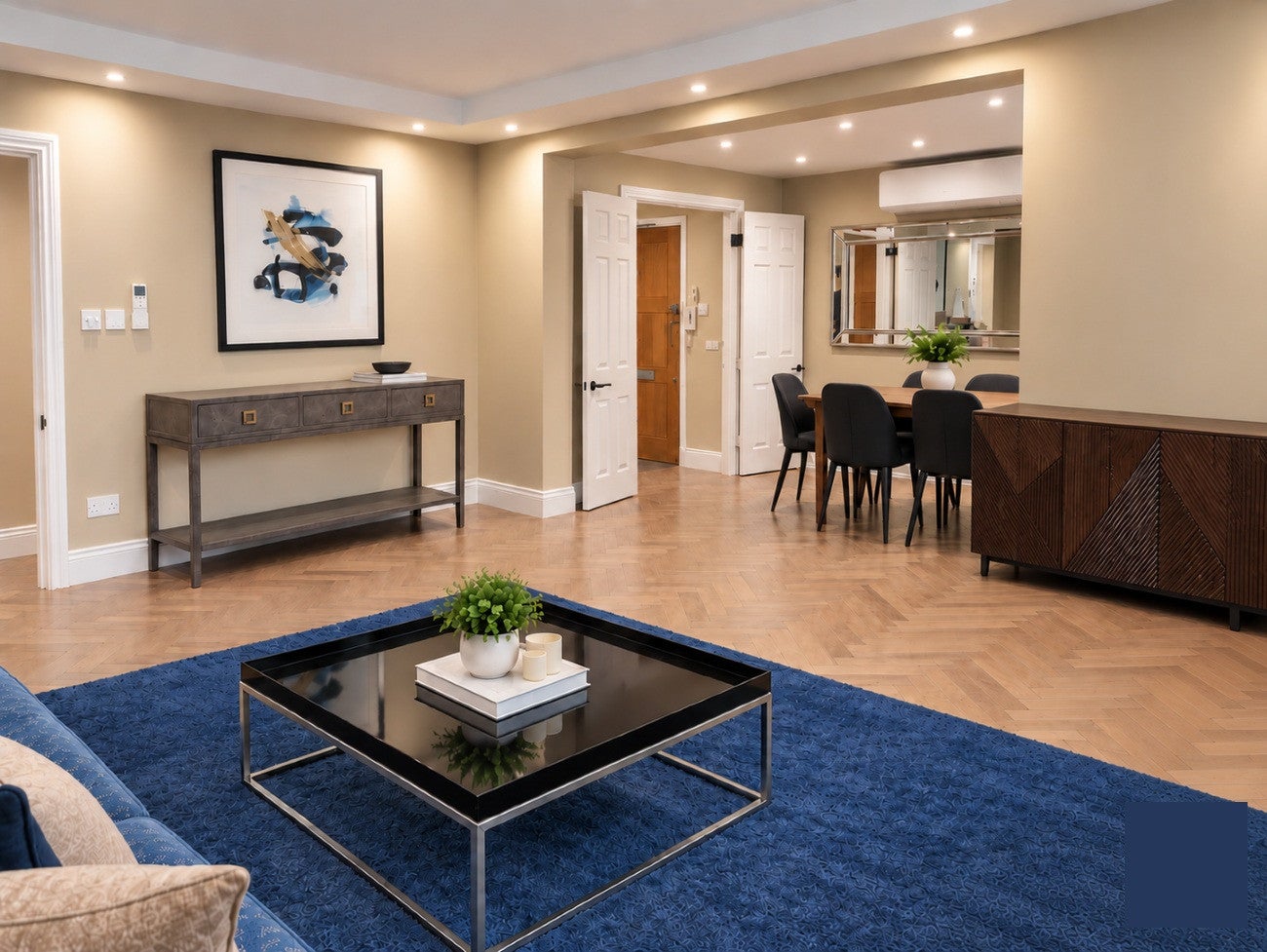 Flat Boydell Court in Greater London