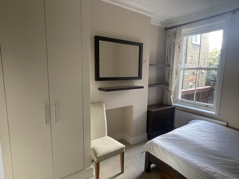 Room Lysia Street in Greater London