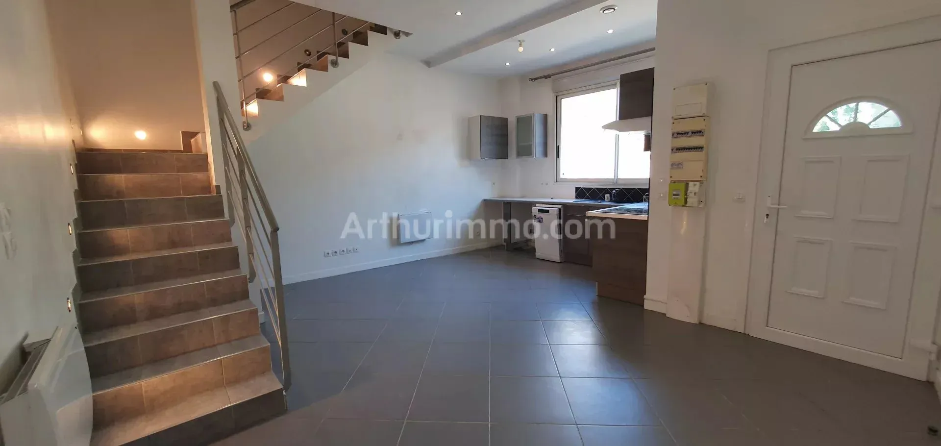 Appartement Avenue Paul Vaillant-Couturier à Paray-Vieille-Poste