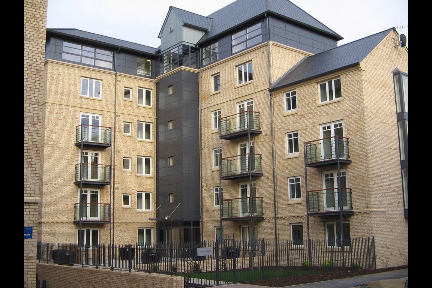 Flat Cross Bedford Street in Sheffield