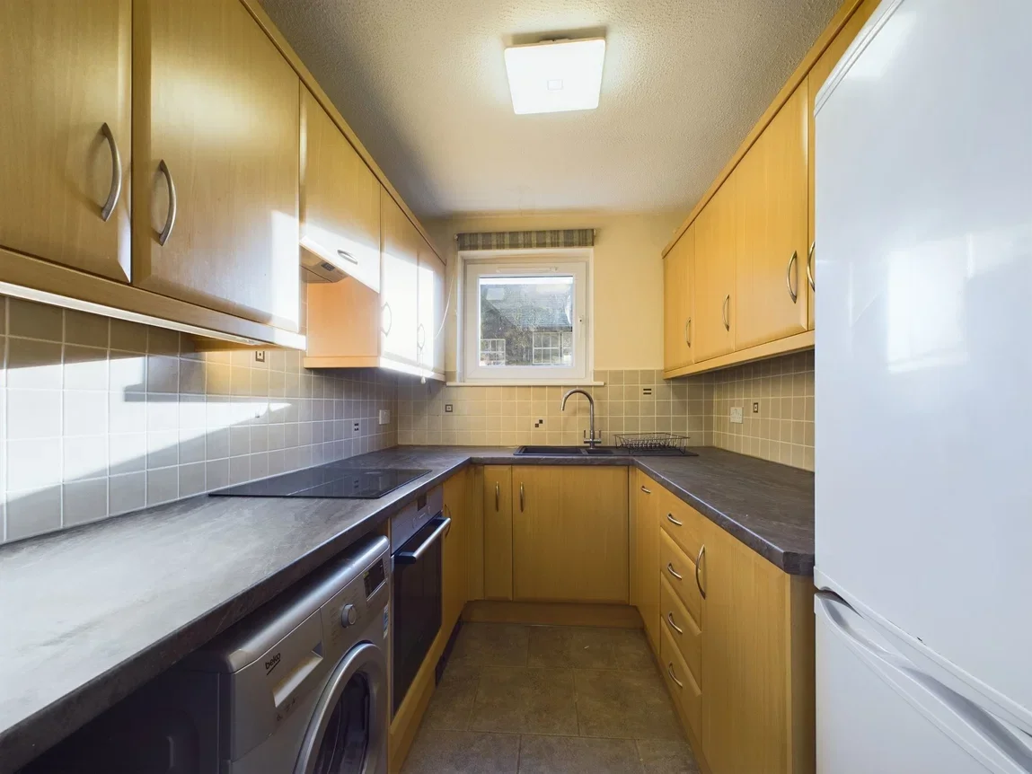 Flat Kelsick Road in Lakes