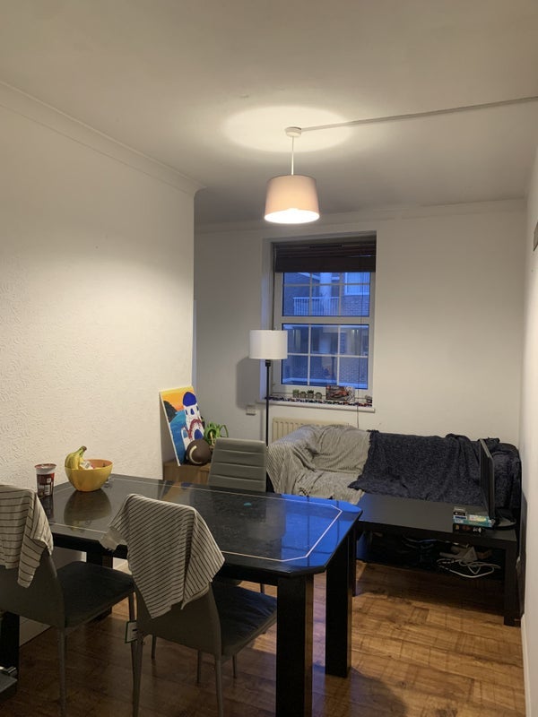 Room Cyrus Street in Greater London
