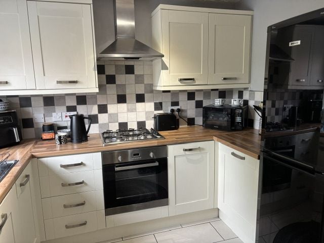 House Lea Bank Close in Shrewsbury
