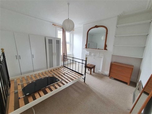Flat Chamberlayne Road in Greater London