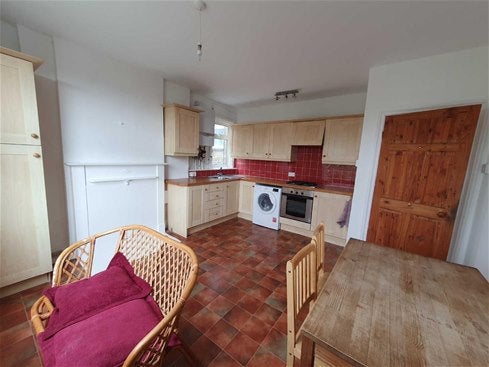 Flat Chamberlayne Road in Greater London