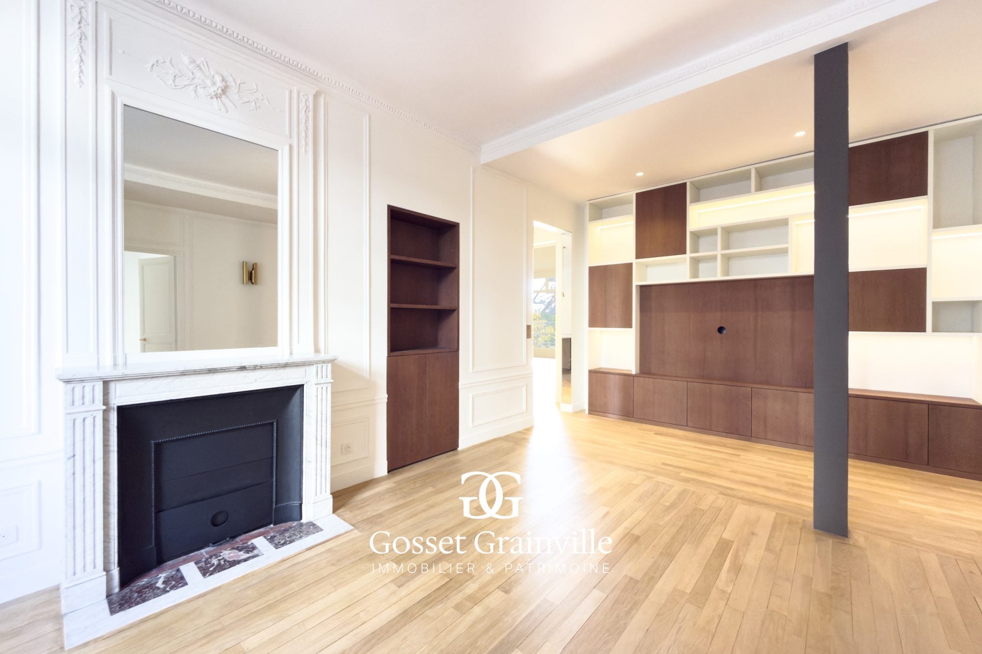 Appartement Avenue Franco-Russe à Paris