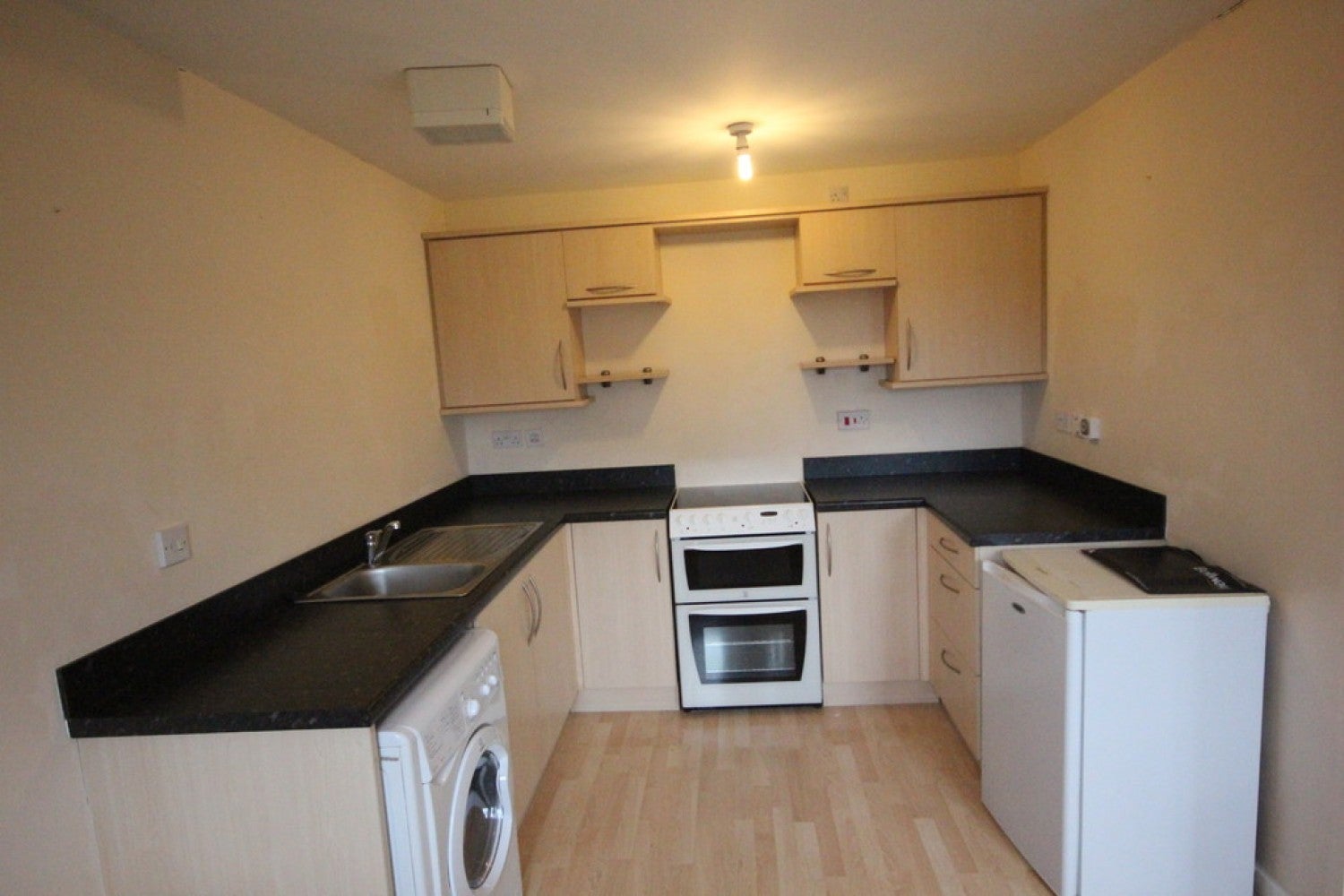 Flat Queen Mary Rise in Sheffield