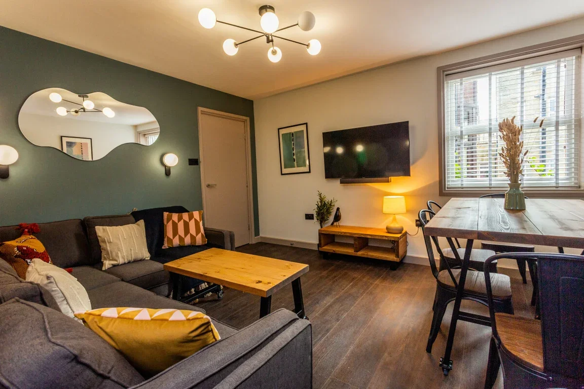 Flat Brass Thill in Durham