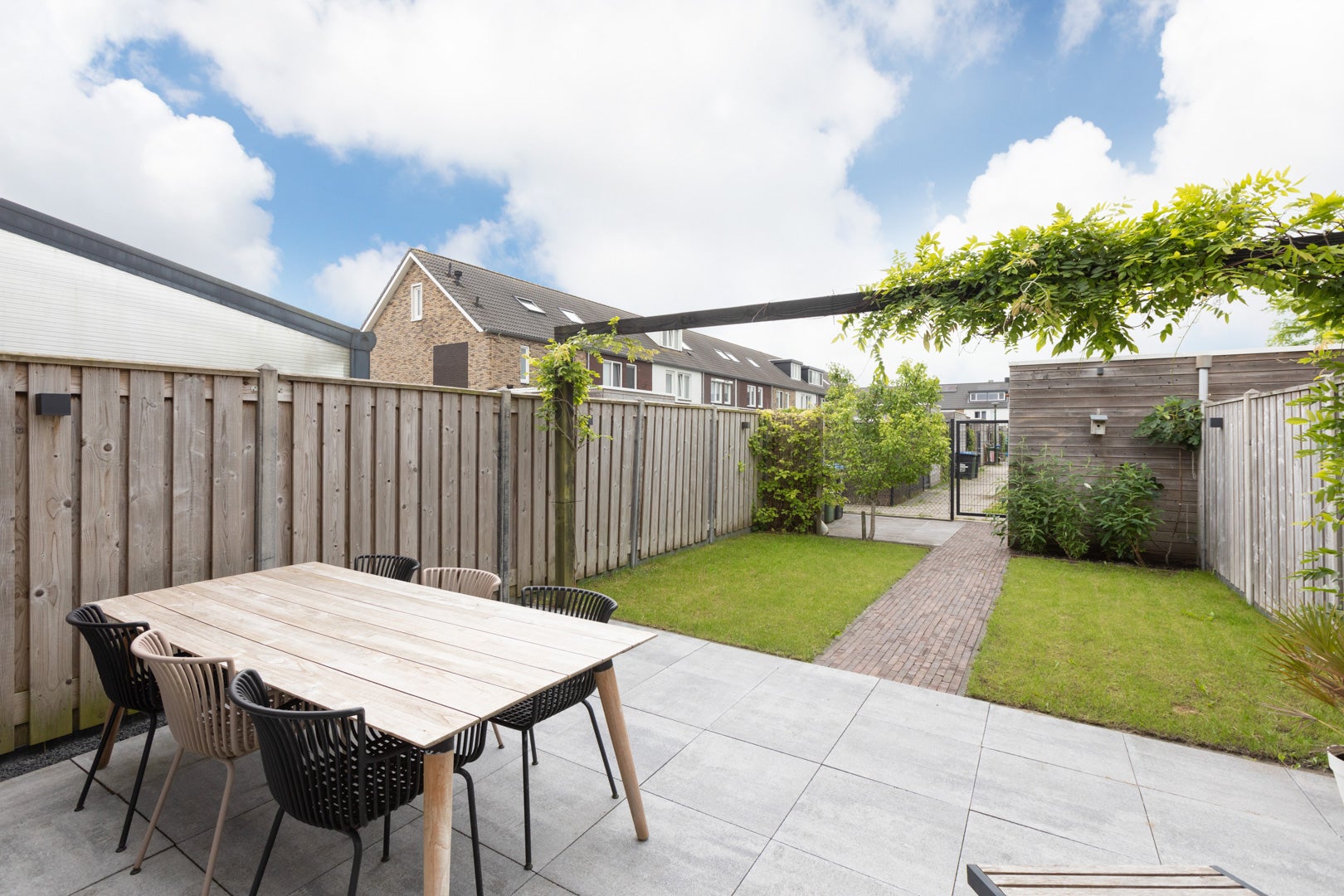 Tussenwoning te koop: Evert Egbertsstraat 79, Sneek