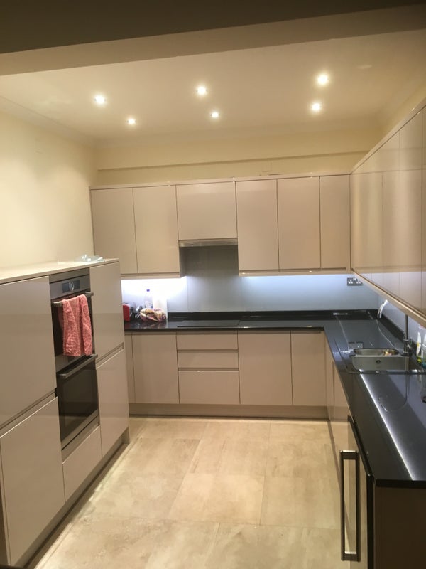 Room Radnor Mews in City of Westminster