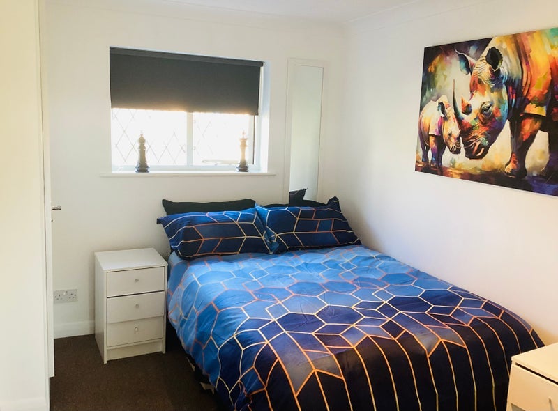 Room Rowan Drive in West Suffolk