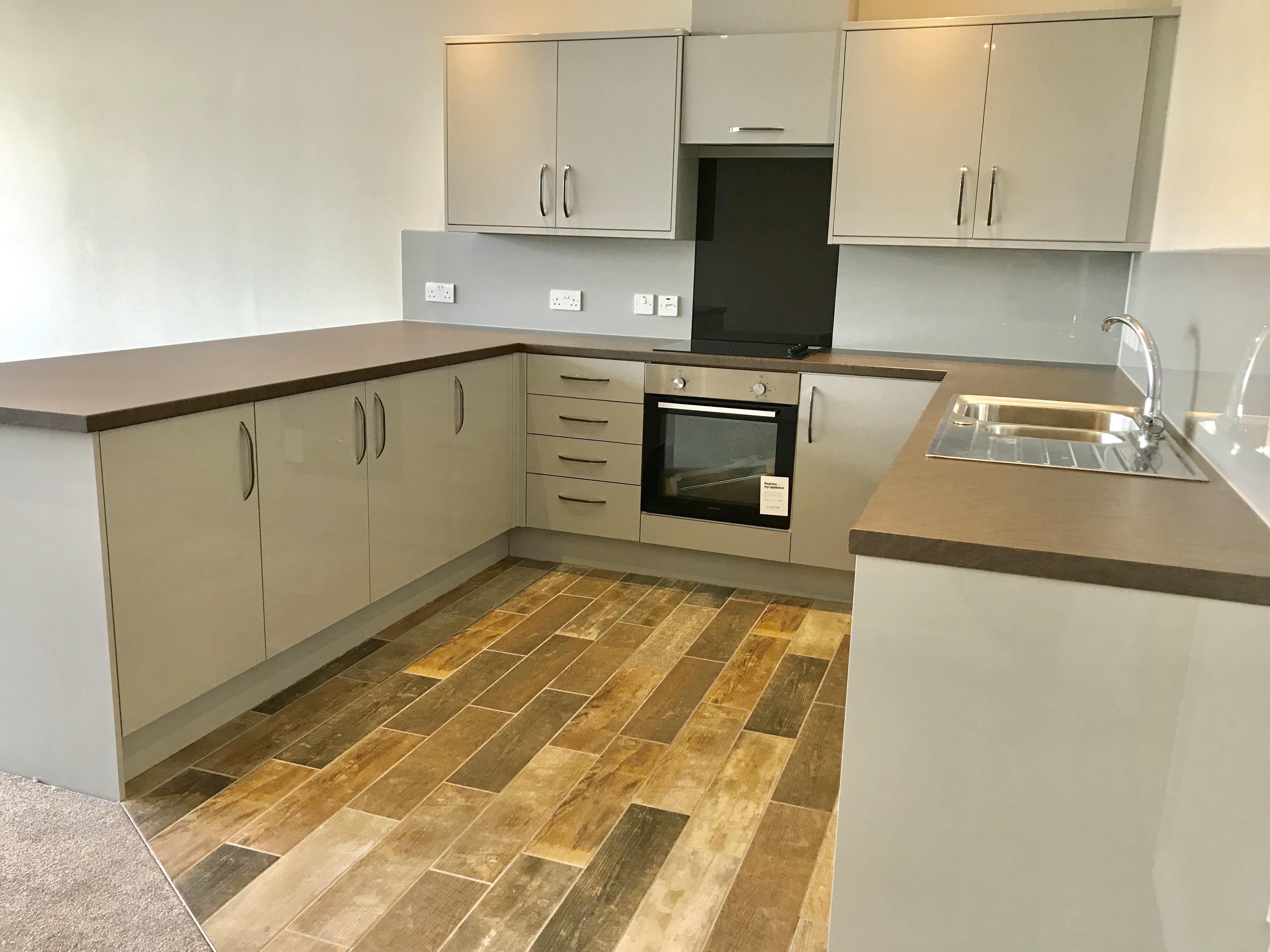 Flat Park House Court in Whetstone