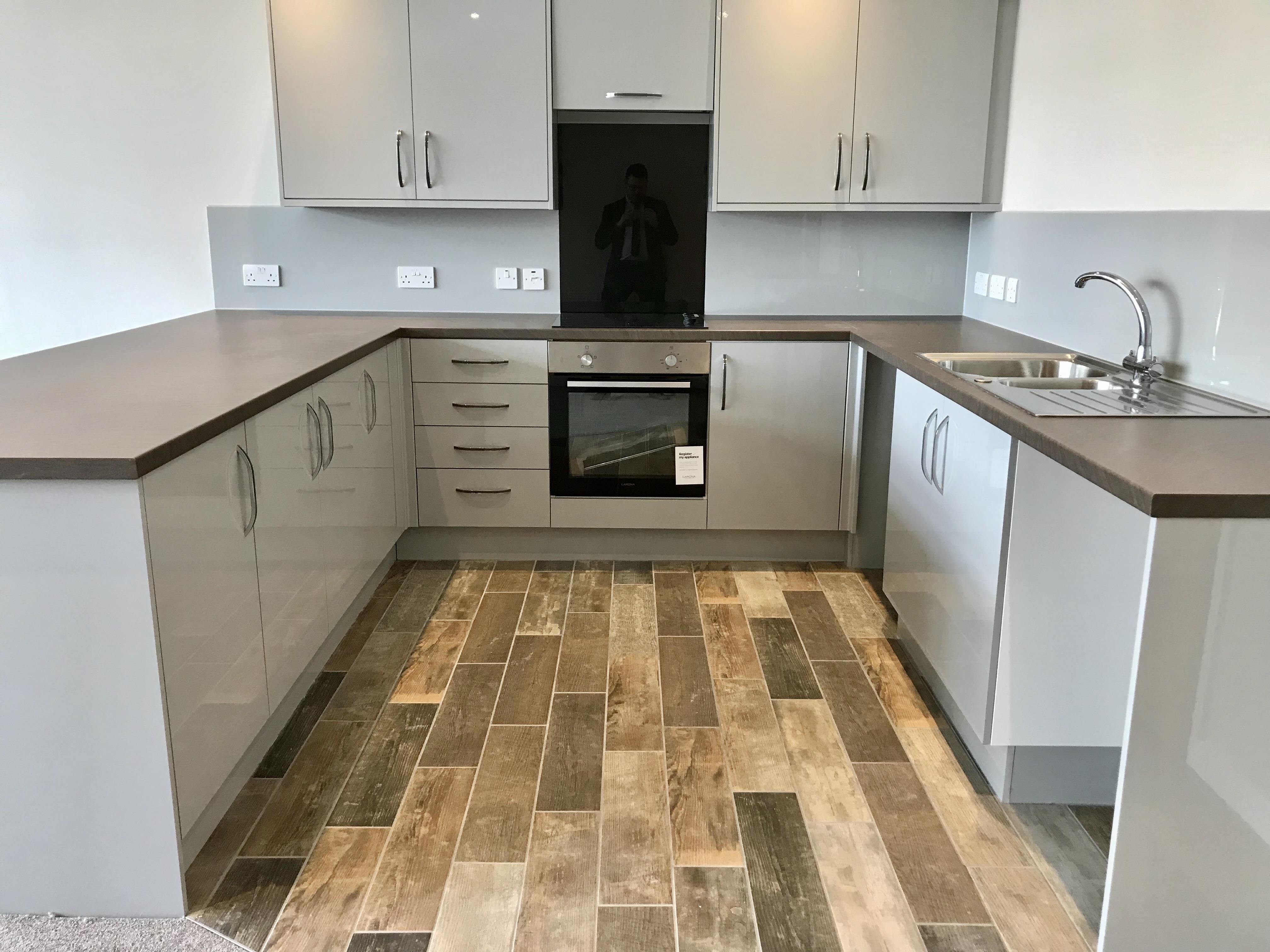 Flat Park House Court in Whetstone