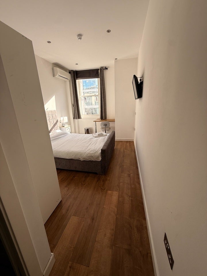 Room Clerkenwell Road in Greater London