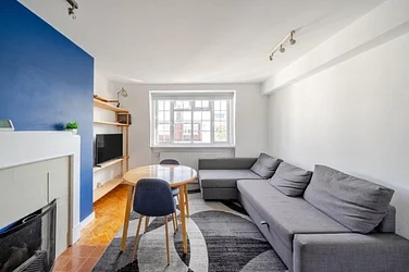 Flat Durham Road in Greater London