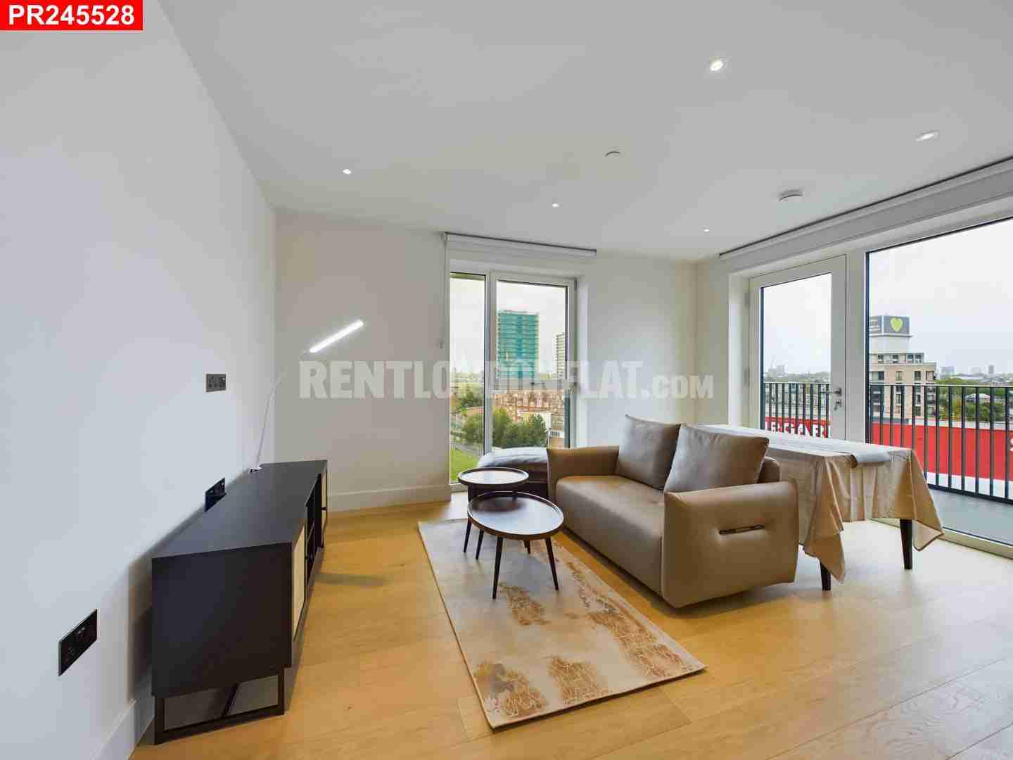 Flat Batman Close in Greater London