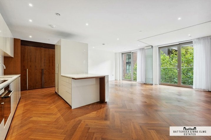 Flat New Union Square in Greater London