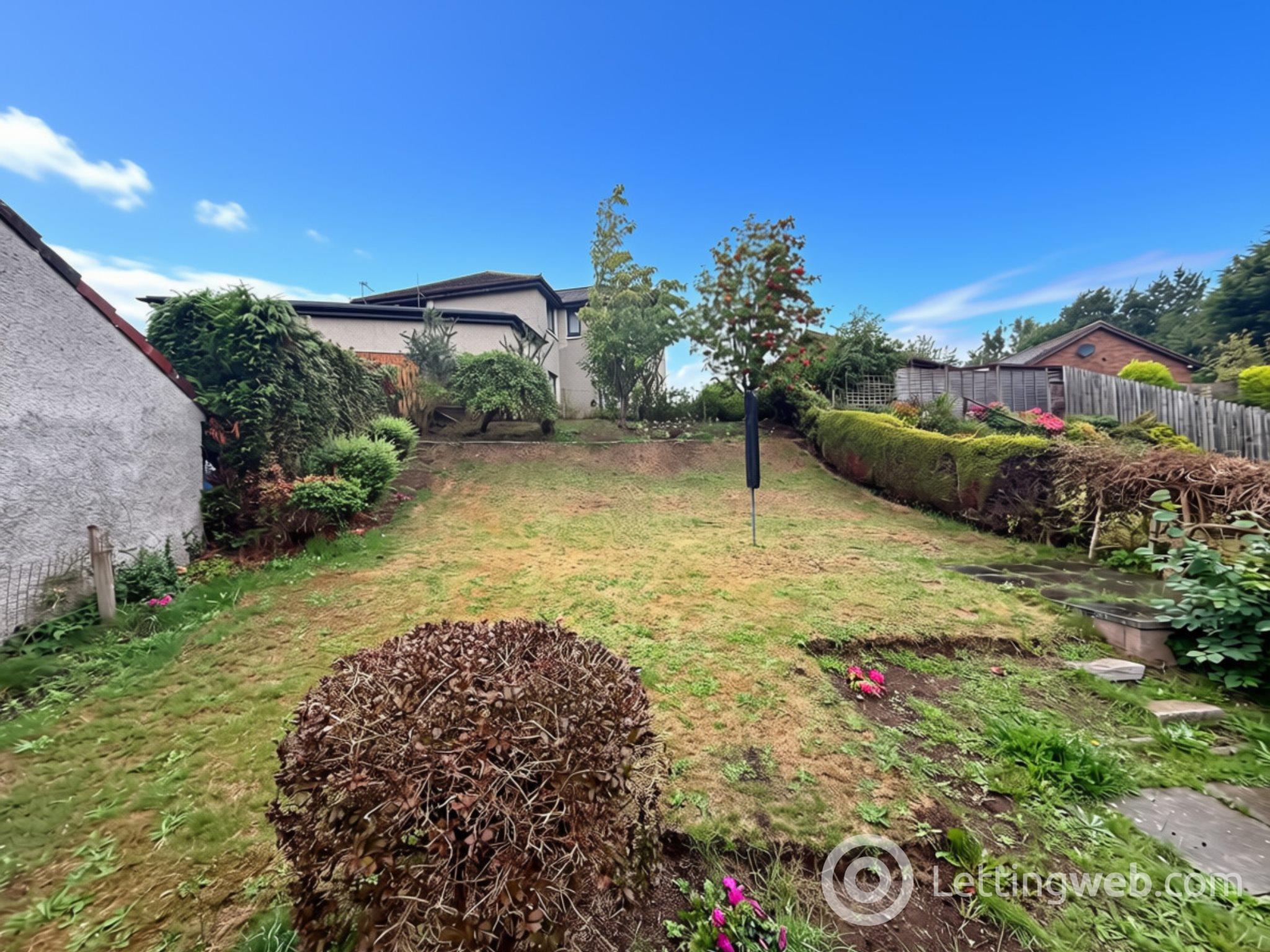 House Inchcolm Drive in Dundee