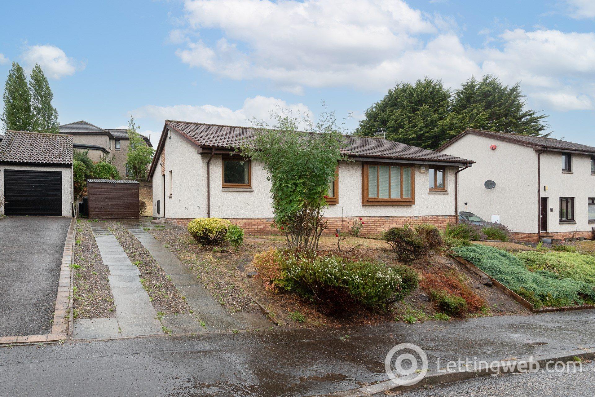 House Inchcolm Drive in Dundee