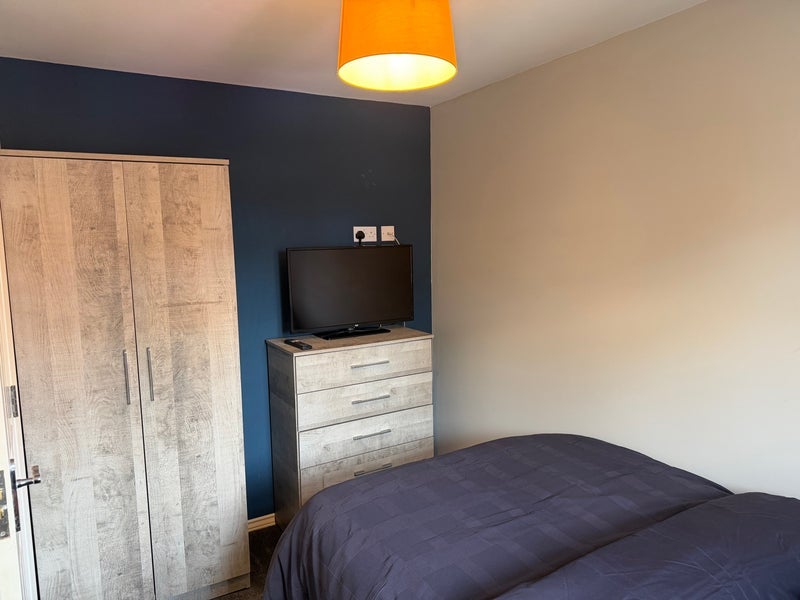 Room Cornfield Close in North West Leicestershire