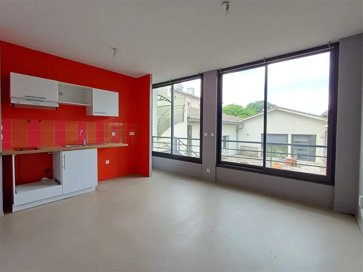 Appartement Avenue Raymond Sommer à Cadours