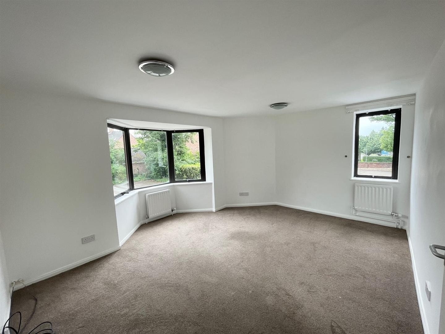 Flat Shay Lane in Trafford