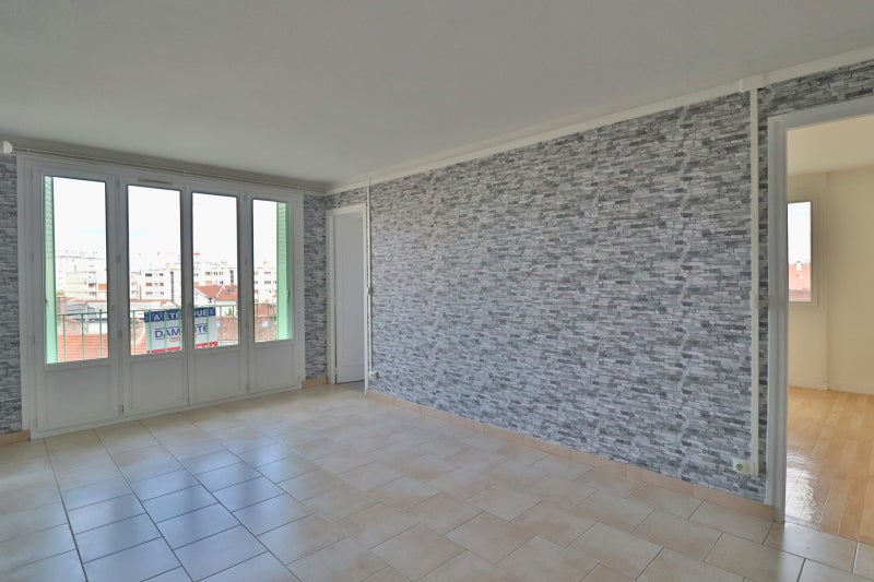 Appartement Rue Gaston Rogelin à Troyes