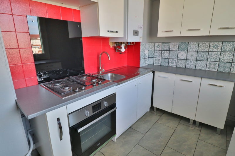Flat Rue Gaston Rogelin in Troyes